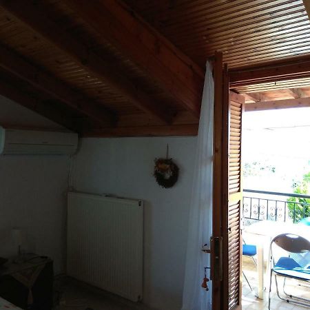 Willa Family Seaside House In Mouries Paralia Dionisiou Zewnętrze zdjęcie